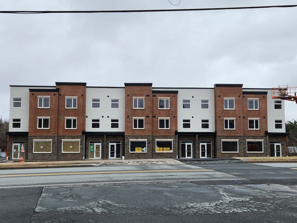 Shining Waters Motel