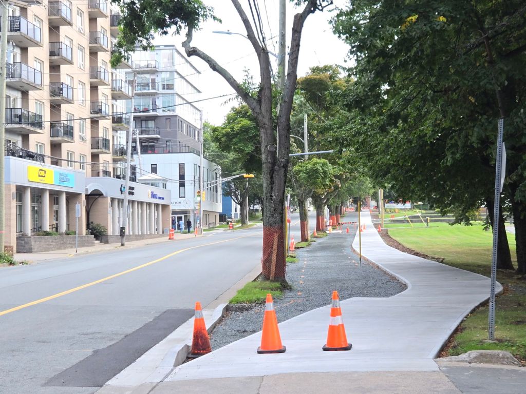 Almon Street Bikeway