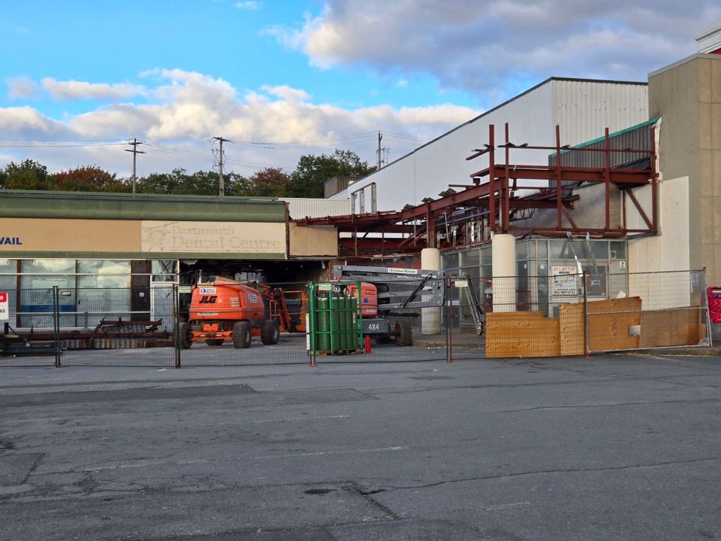 Dartmouth Shopping Centre