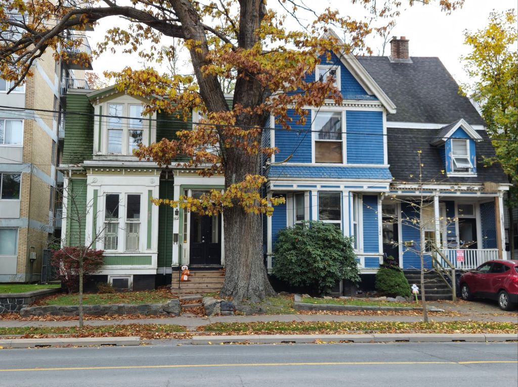 South Park Tower&nbsp;Renos