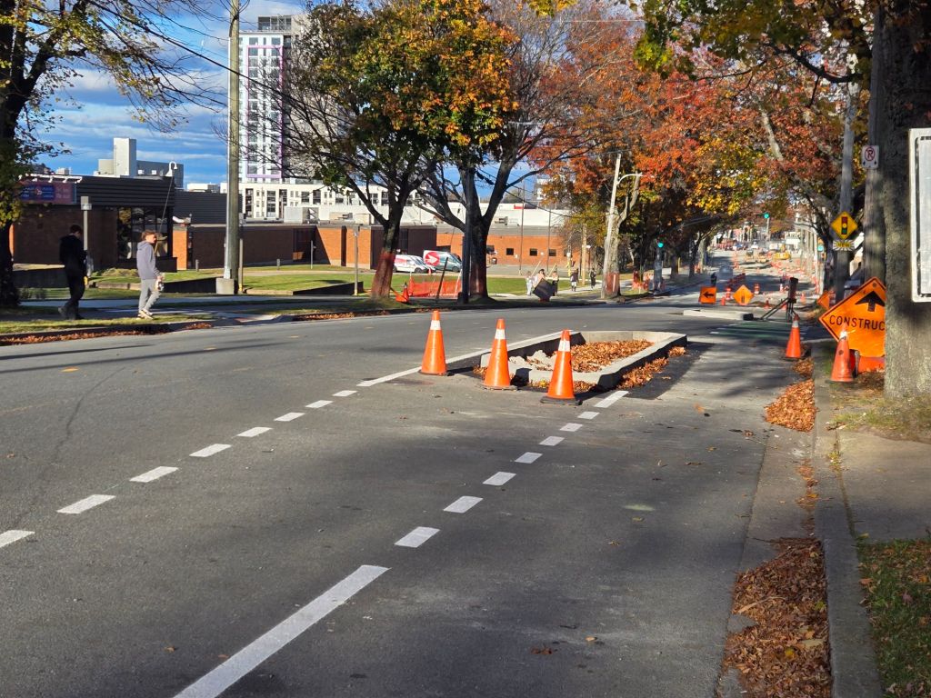 Almon Street Bikeway